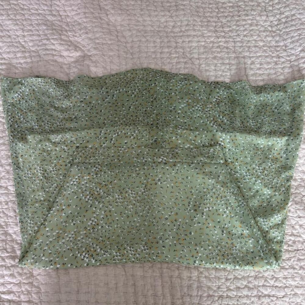 Women's Green and White Skirt